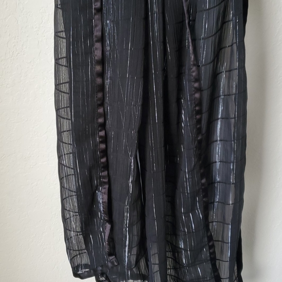Gorgeous black scarf silver threads womens - Picture 8 of 8